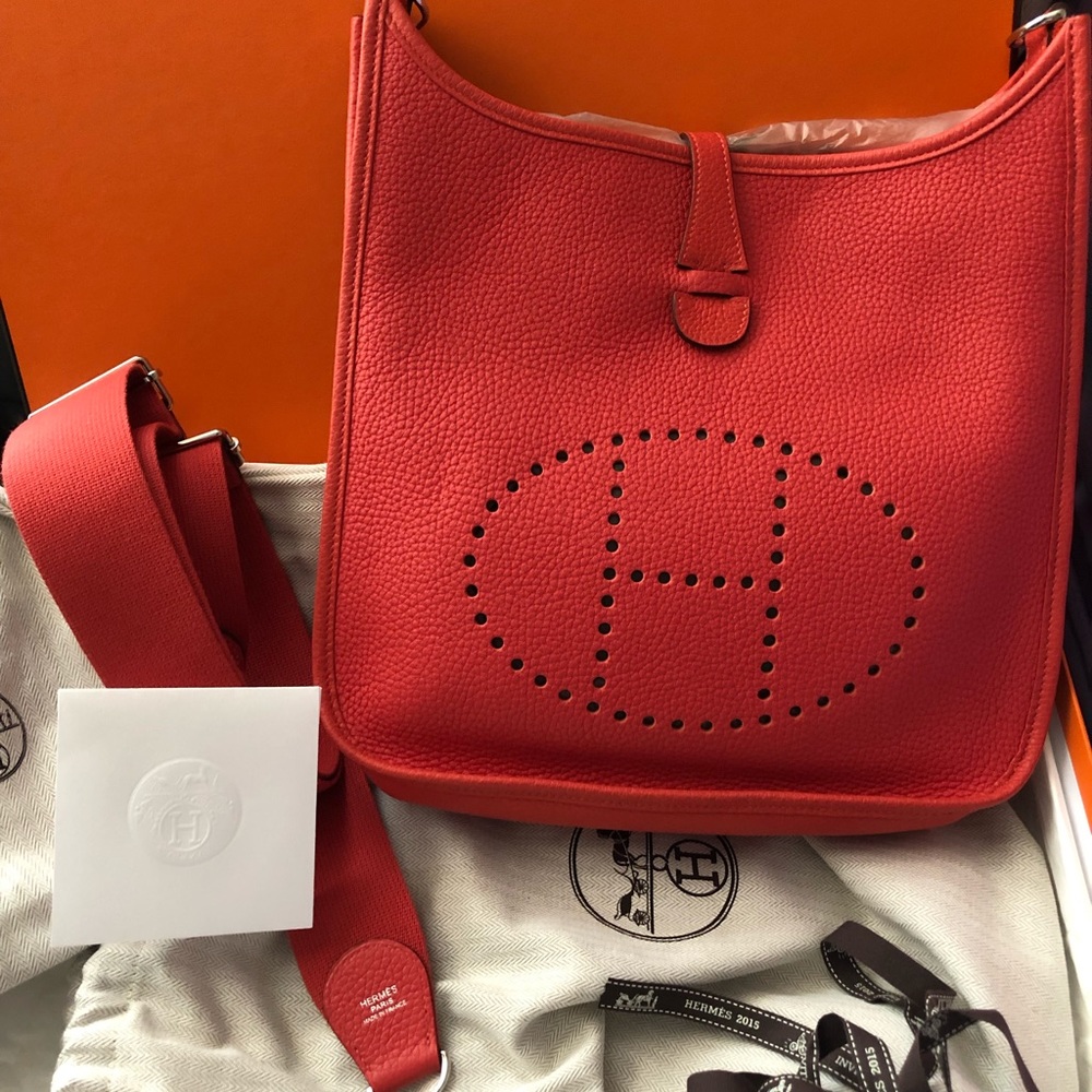 Like new authentic Hermès Evelyne III 29 PM